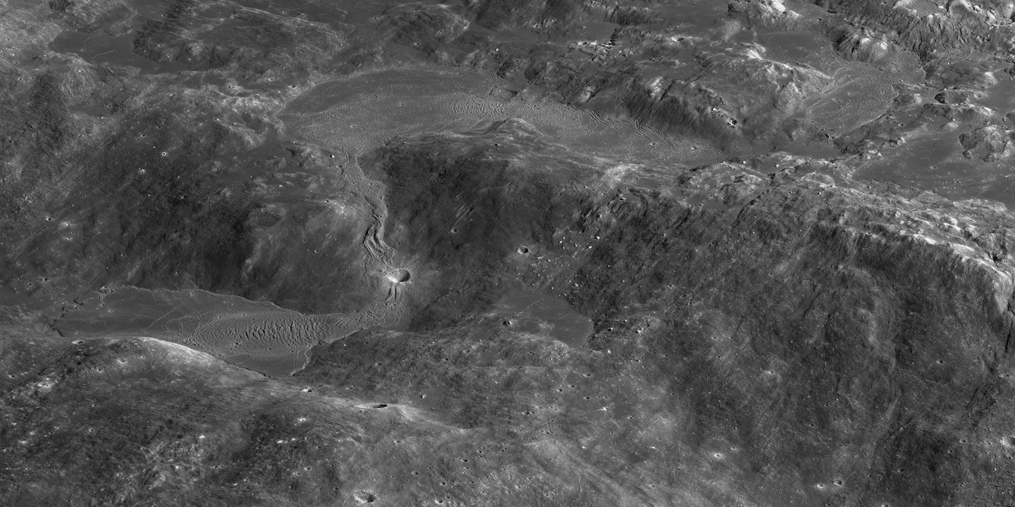 月・ティコ周辺の衝突溶融物 — LRO / LROC · 軌道上からの観測画像